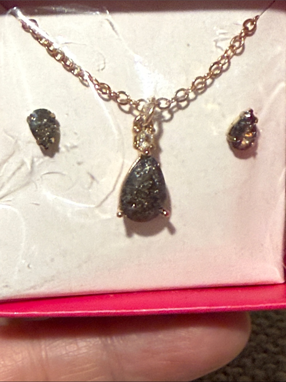 Gold-Tone Necklace and Earrings Set with Dark Gray Teardrop Druzy